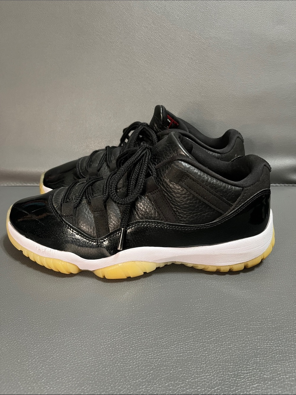 Jordan 11 Retro lows black men’s 8
